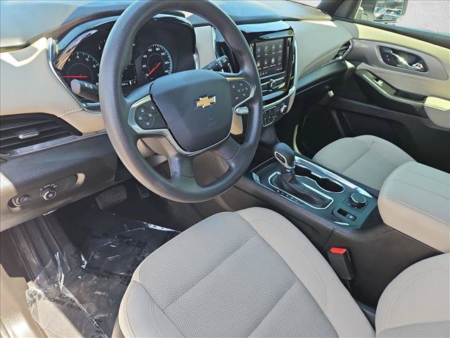 Used 2023 Chevrolet Traverse LS w/ Safety Package FWD image 11