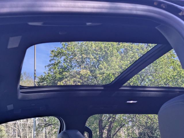 New 2026 Chevrolet Traverse High Country image 13