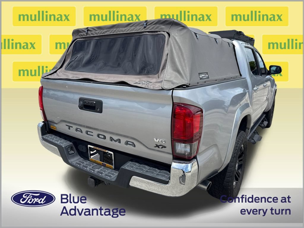 Used 2018 Toyota Tacoma SR5 RWD image 4