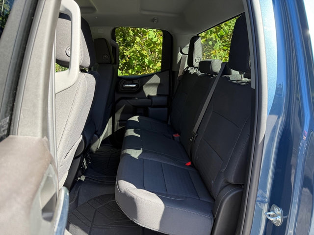 Used 2024 Chevrolet Silverado 1500 Custom image 16