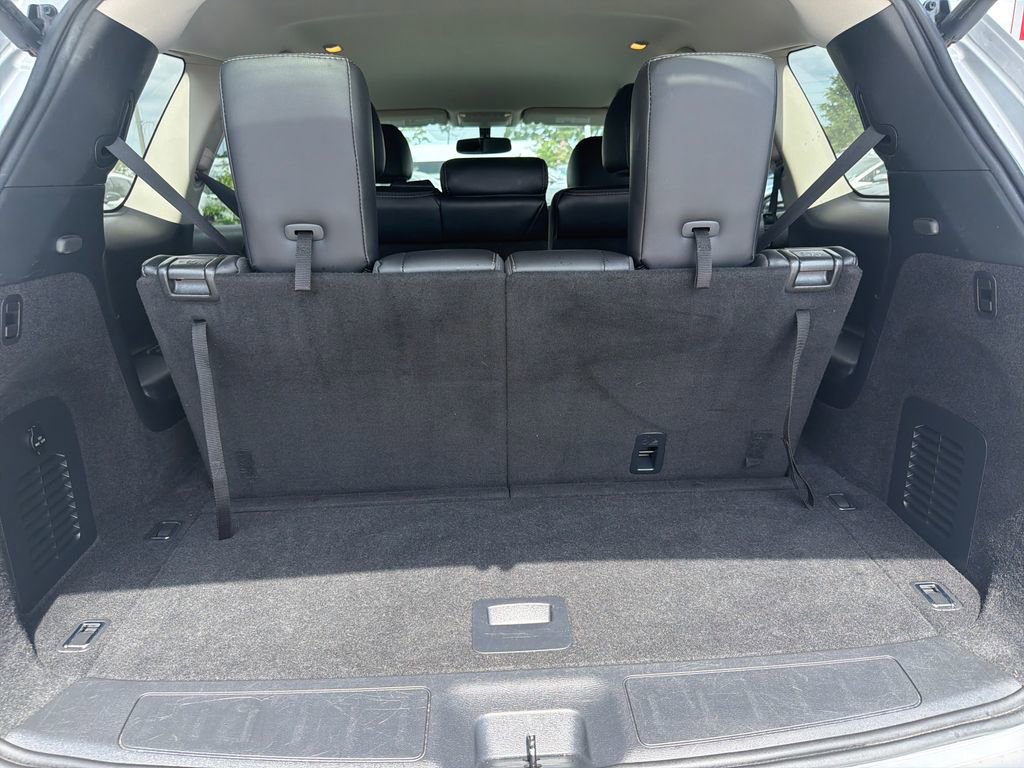 Used 2020 Nissan Pathfinder SL AWD/4WD image 14