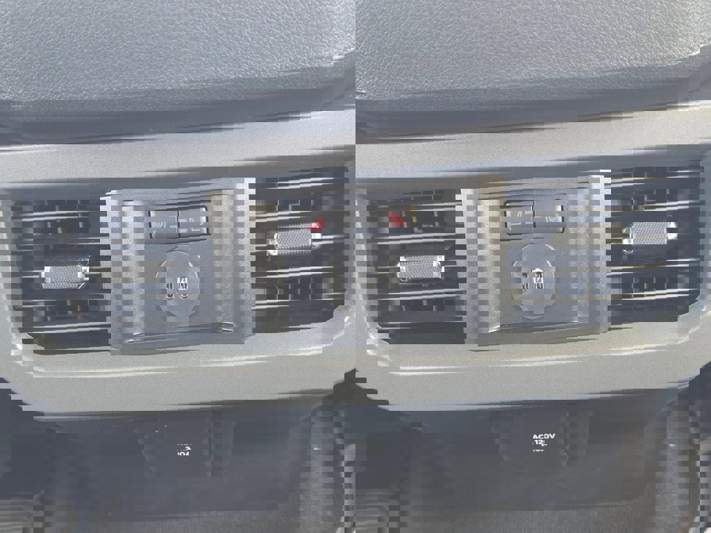 New 2025 Ford F350 Lariat w/ Lariat Ultimate Package image 25
