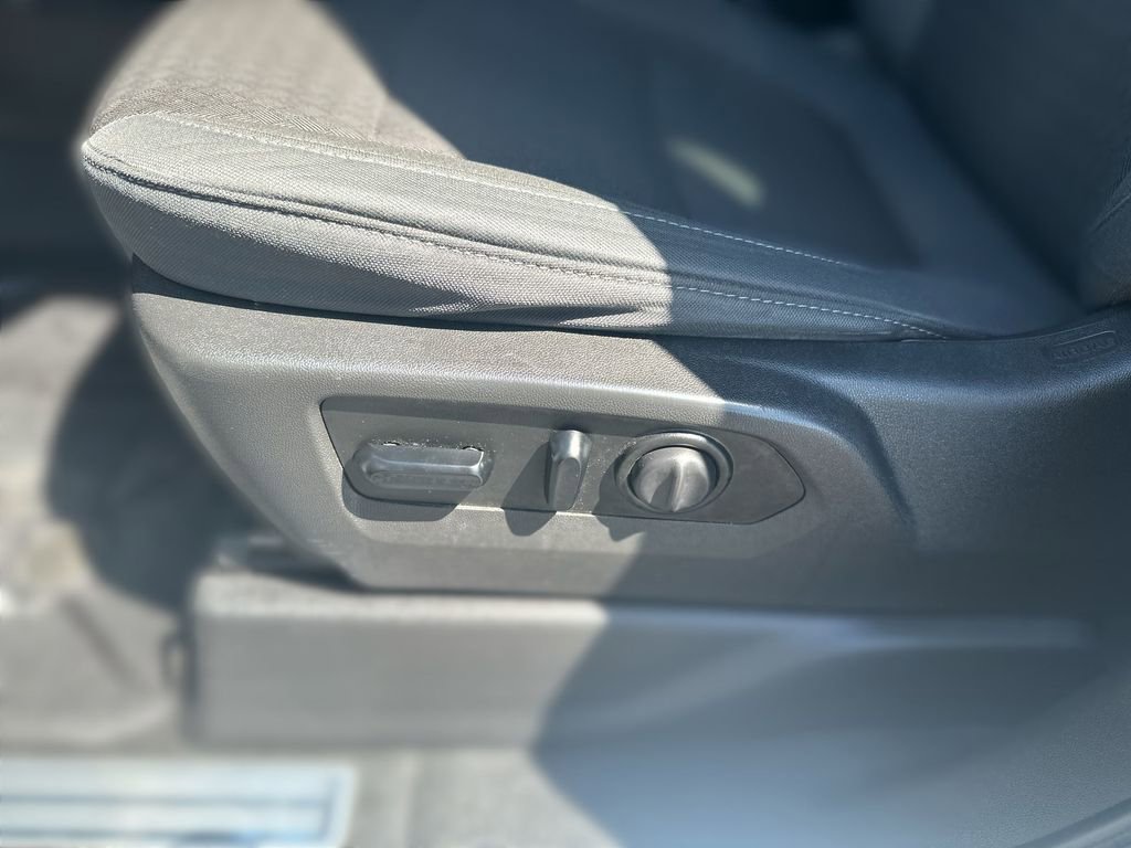 Used 2019 Chevrolet Silverado 1500 RST w/ True North Edition AWD/4WD image 14