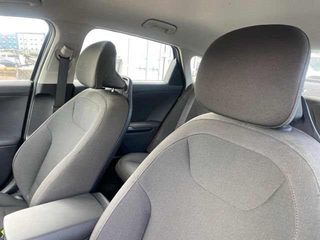Used 2026 Kia K4 FWD image 9