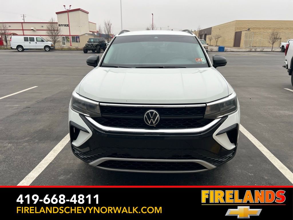 Used 2024 Volkswagen Taos S image 15
