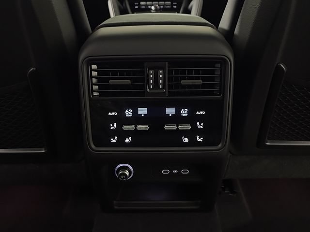 New 2026 Porsche Cayenne GTS AWD/4WD image 26