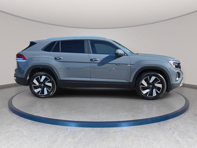Used 2024 Volkswagen Atlas Cross Sport SE AWD/4WD image 5