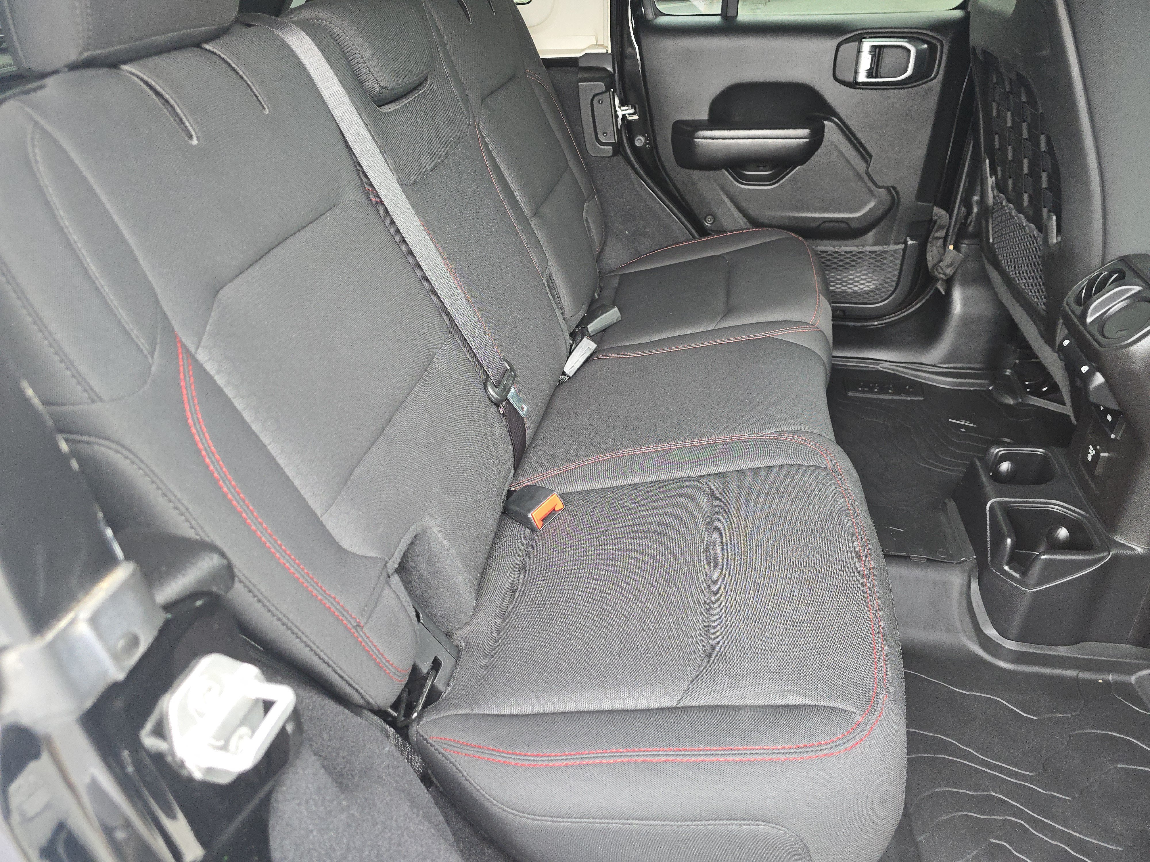 Used 2019 Jeep Wrangler Unlimited Rubicon AWD/4WD image 18