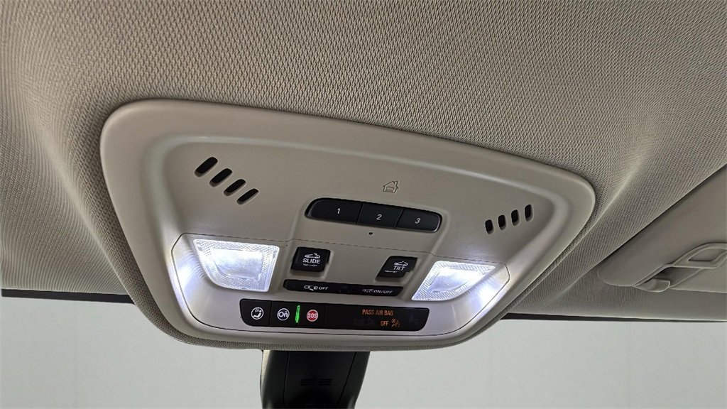 Used 2021 Chevrolet Traverse High Country w/ LPO, 'HIT The Road' Package image 27