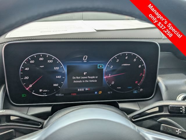 Used 2024 Mercedes-Benz GLC 300 4MATIC image 18