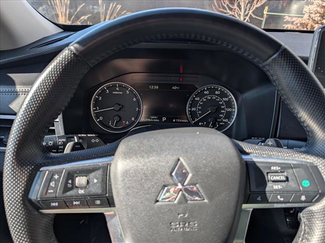Used 2024 Mitsubishi Outlander SE image 35