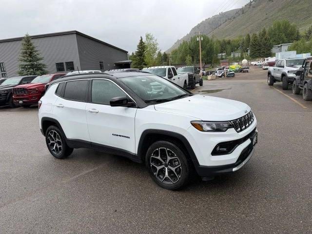 Used 2025 Jeep Compass Limited AWD/4WD image 7