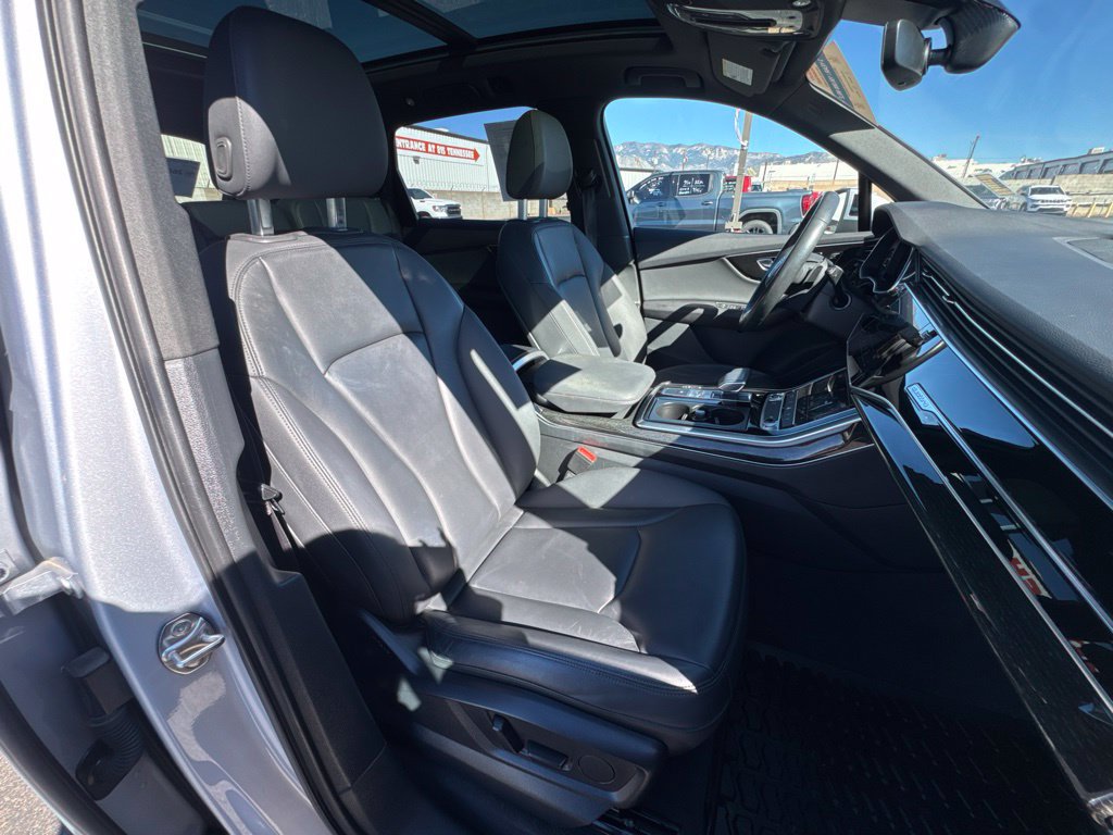 Used 2022 Audi Q7 2.0T Premium AWD/4WD image 24