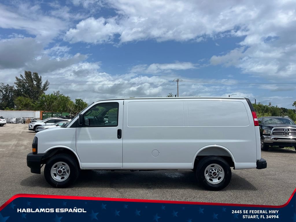 New 2026 GMC Savana 2500 RWD image 4