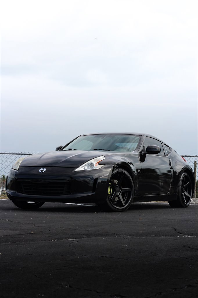 Used 2017 Nissan 370Z Sport image 1