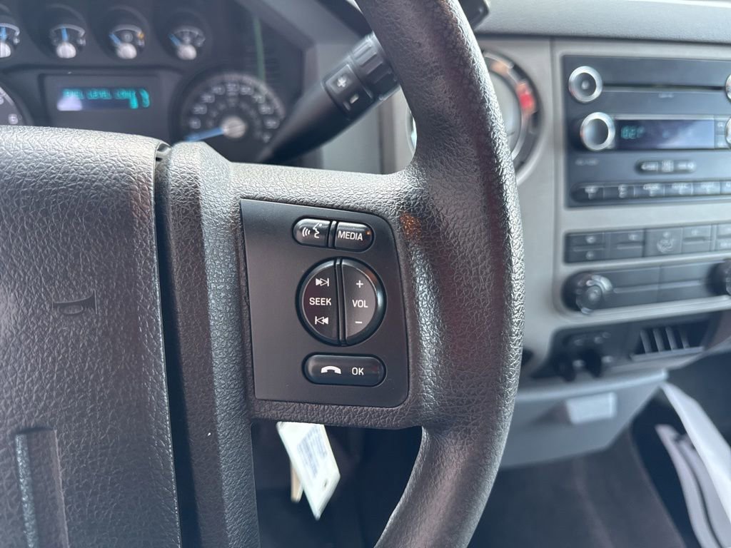 Used 2016 Ford F250 XLT w/ XLT Interior Package AWD/4WD image 16