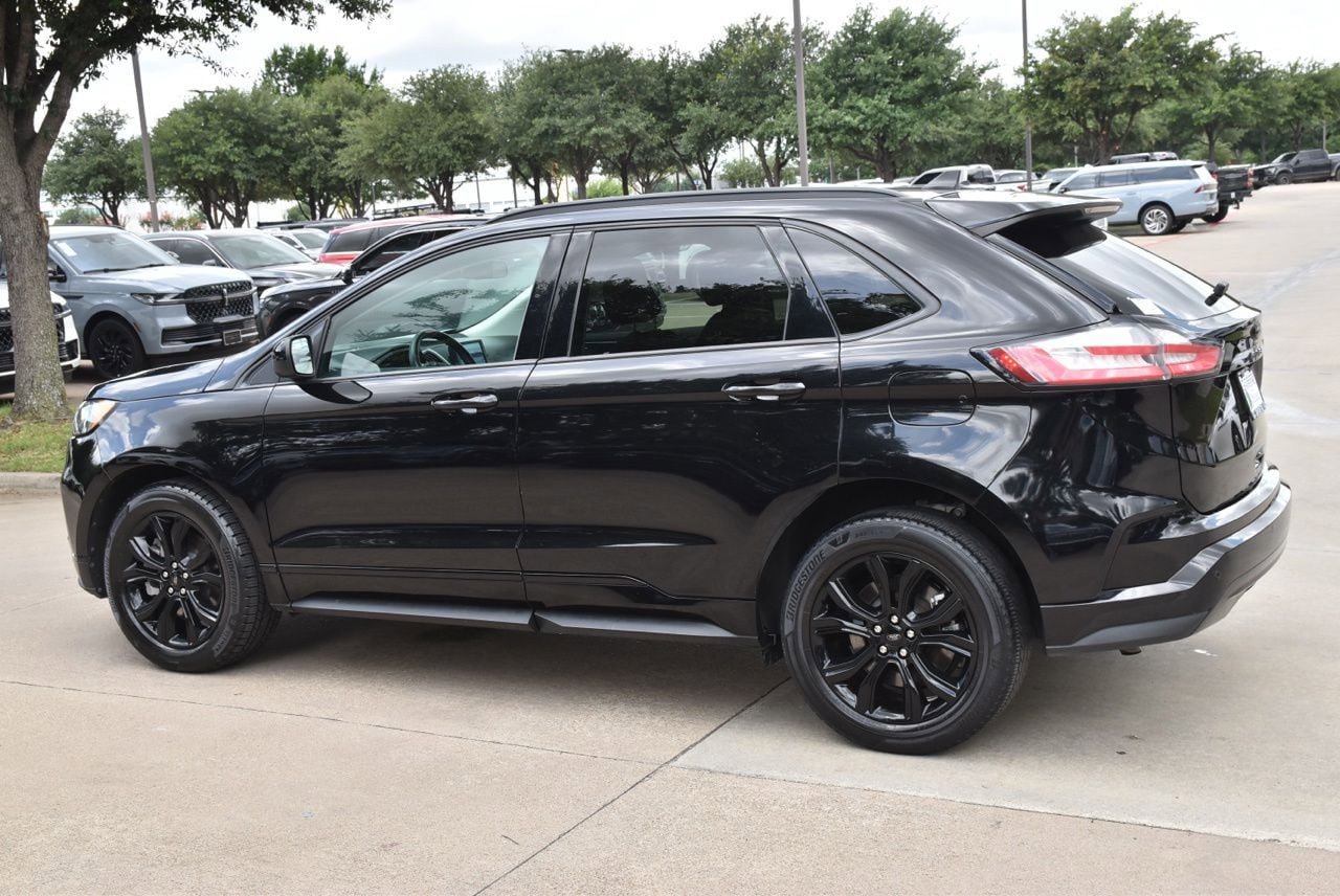 Used 2022 Ford Edge SE w/ Black Appearance Package AWD/4WD image 11