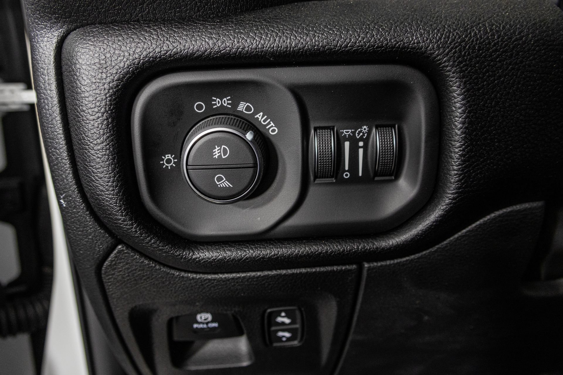 New 2026 RAM 1500 Big Horn AWD/4WD image 6