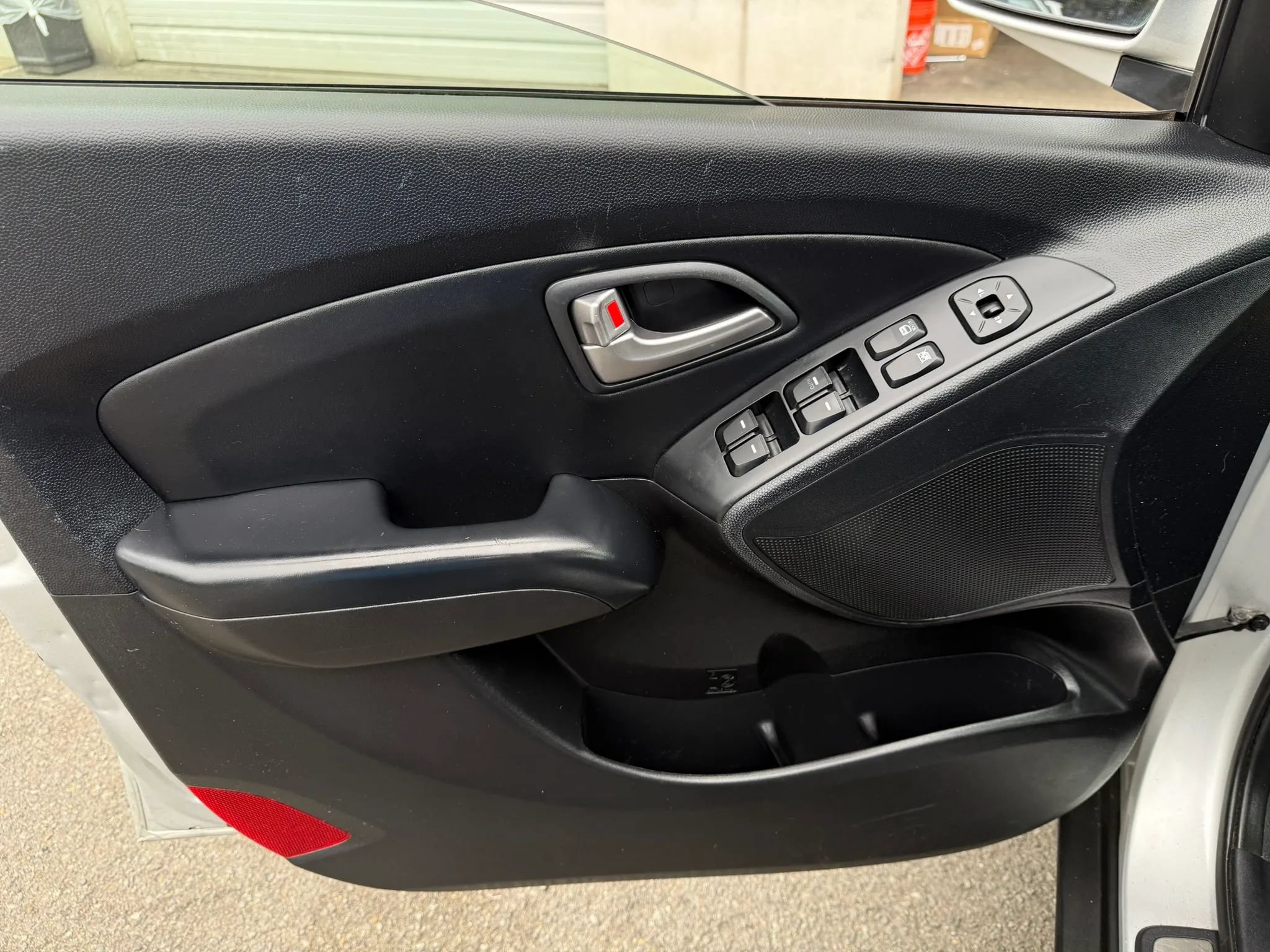 Used 2013 Hyundai Tucson Limited w/ Premium Pkg AWD/4WD image 19