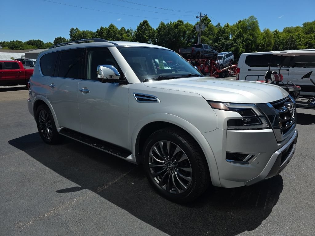 Used 2023 Nissan Armada Platinum w/ Captain's Chairs Package AWD/4WD image 4