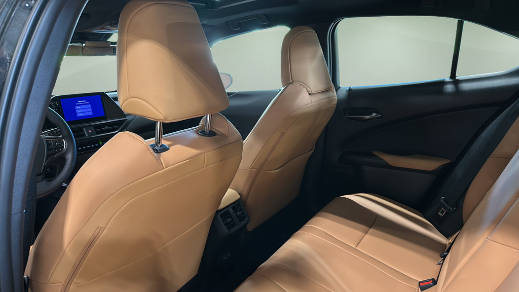New 2026 Lexus UX 300h AWD image 17