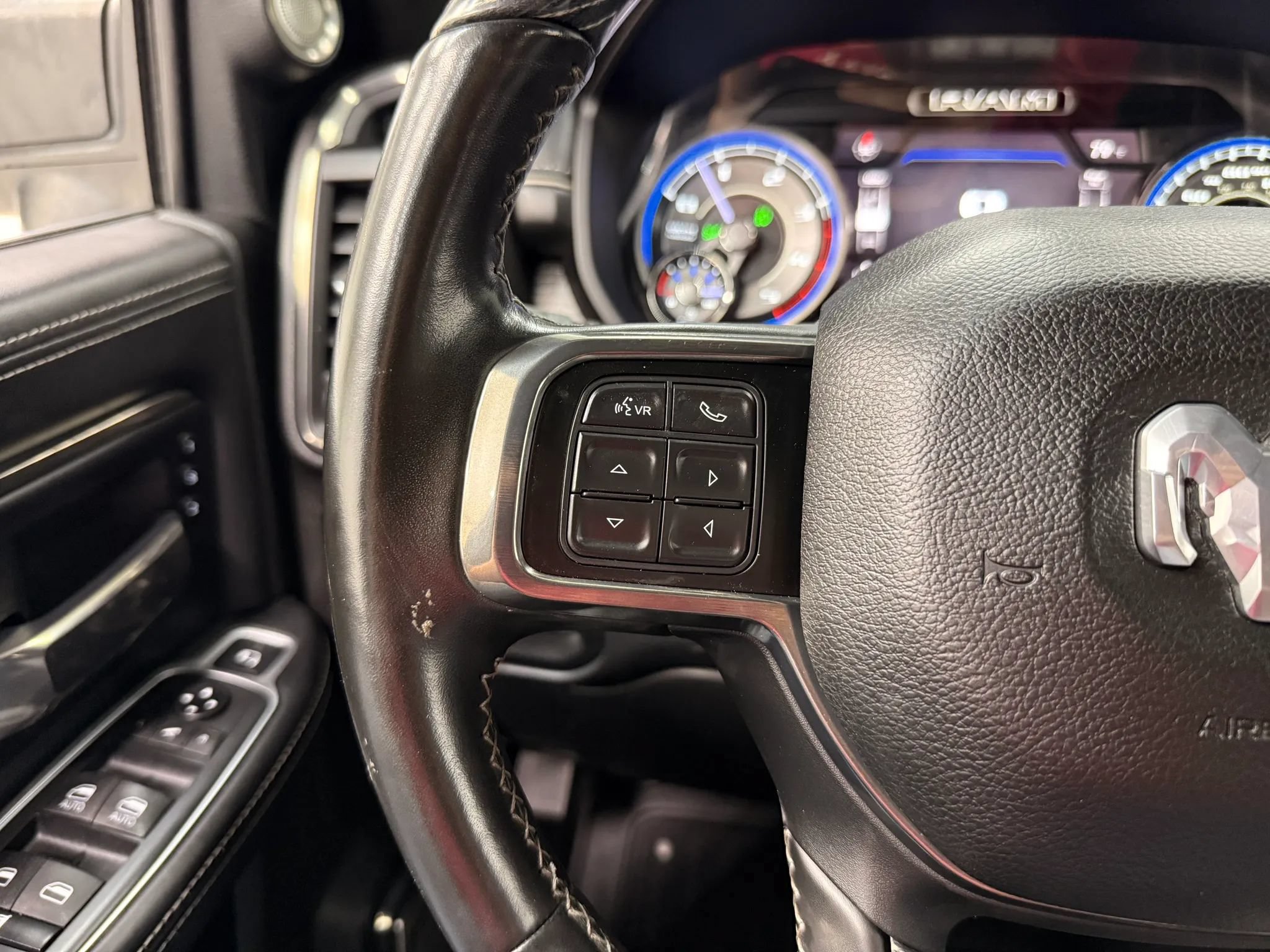 Used 2021 RAM 2500 Limited AWD/4WD image 33