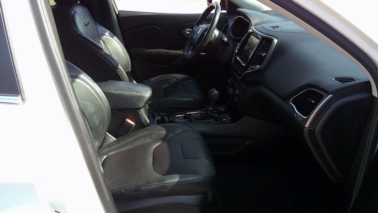 Used 2020 Jeep Cherokee Limited AWD/4WD image 21