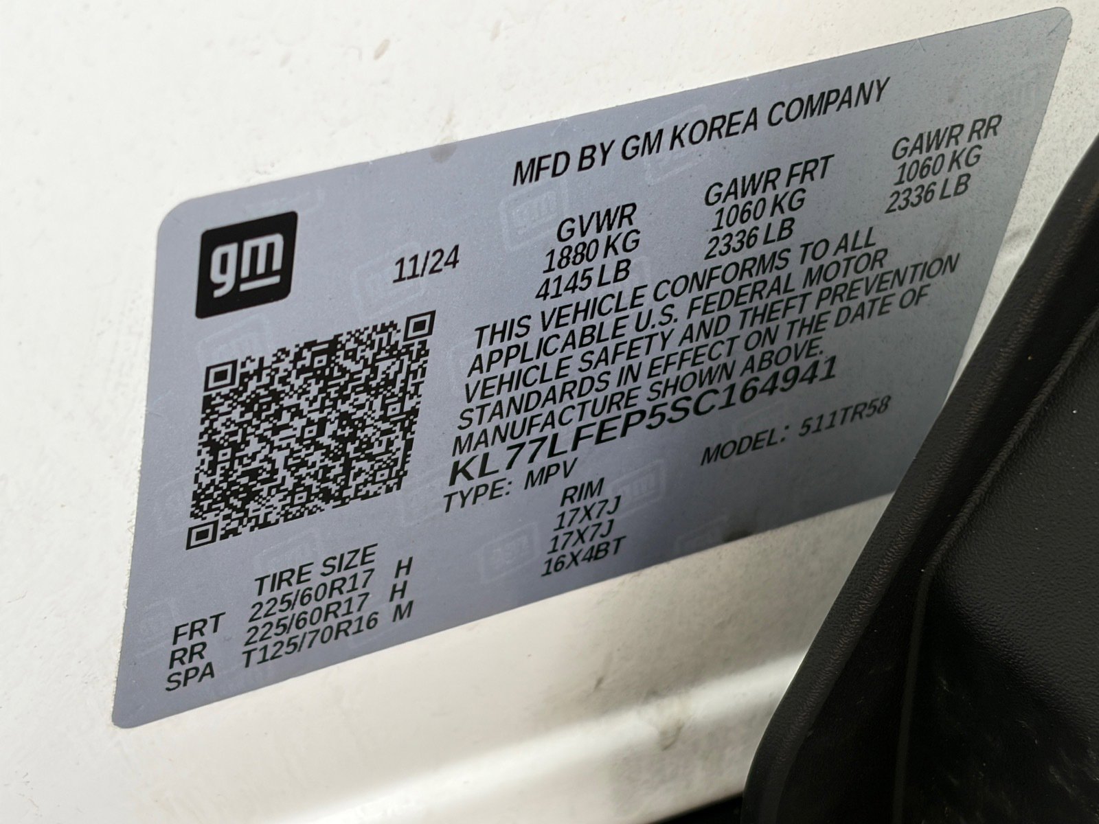 Used 2025 Chevrolet Trax LS image 29