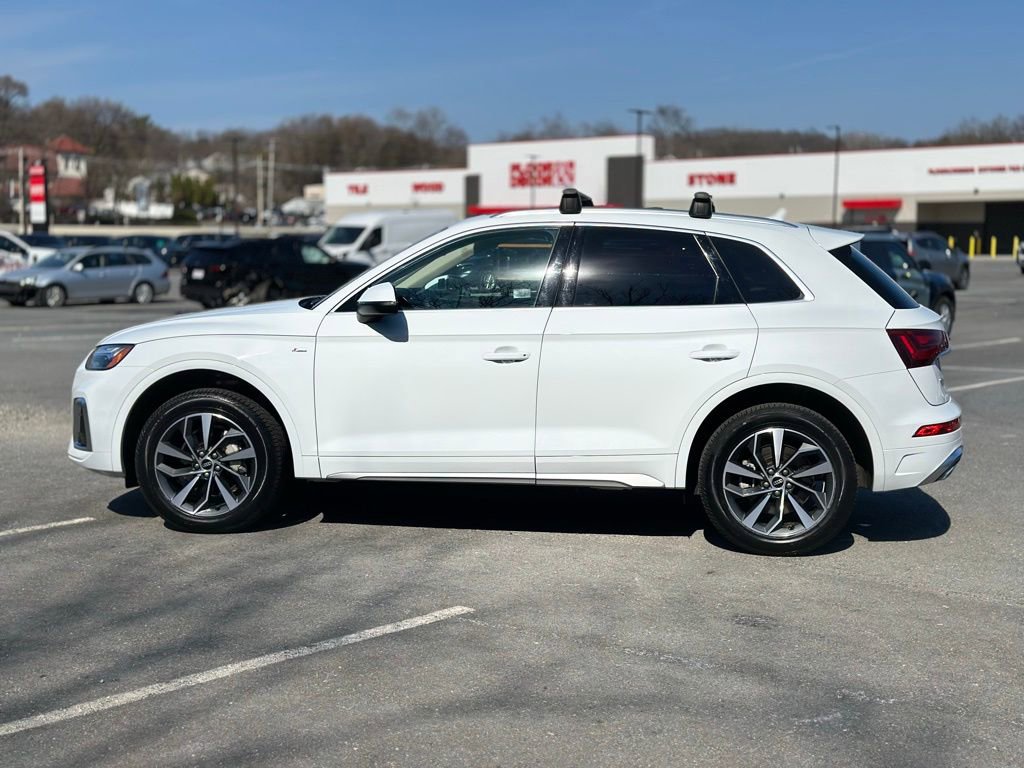 Used 2023 Audi Q5 2.0T Premium Plus w/ Premium Plus Package image 3