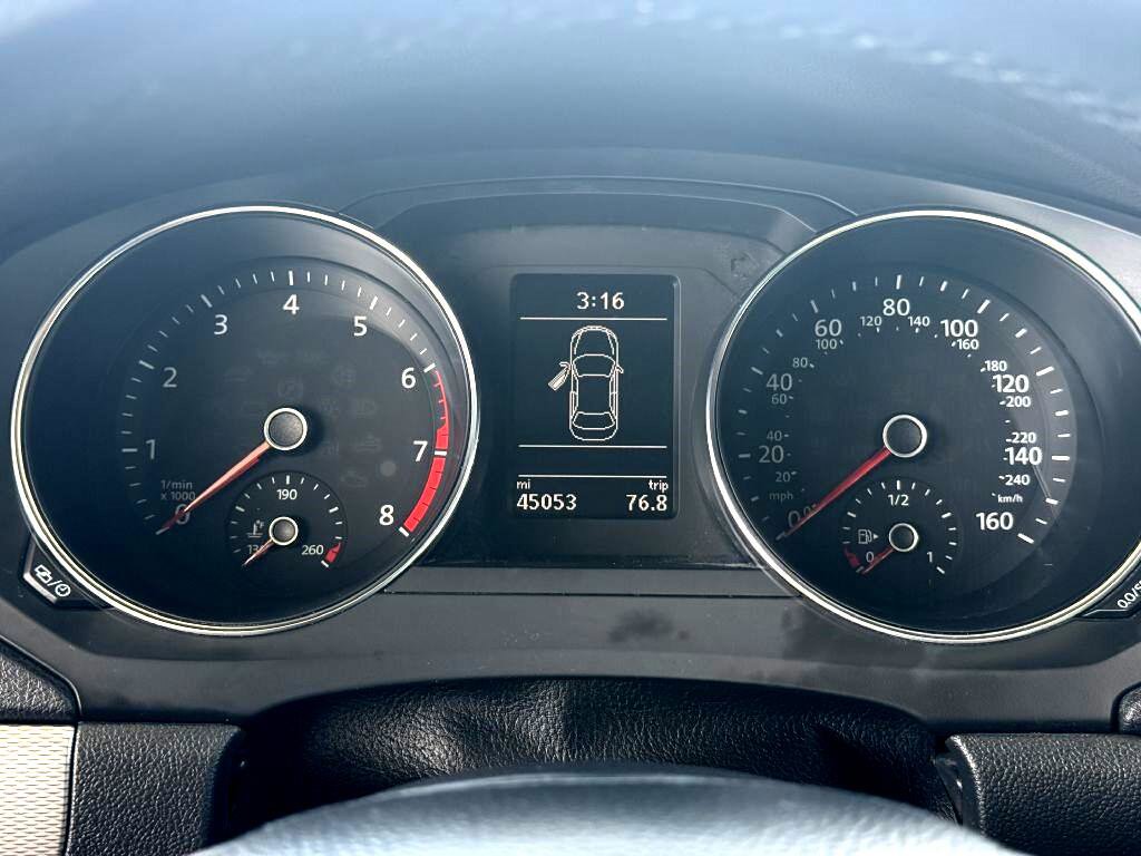 Used 2018 Volkswagen Jetta SE image 14
