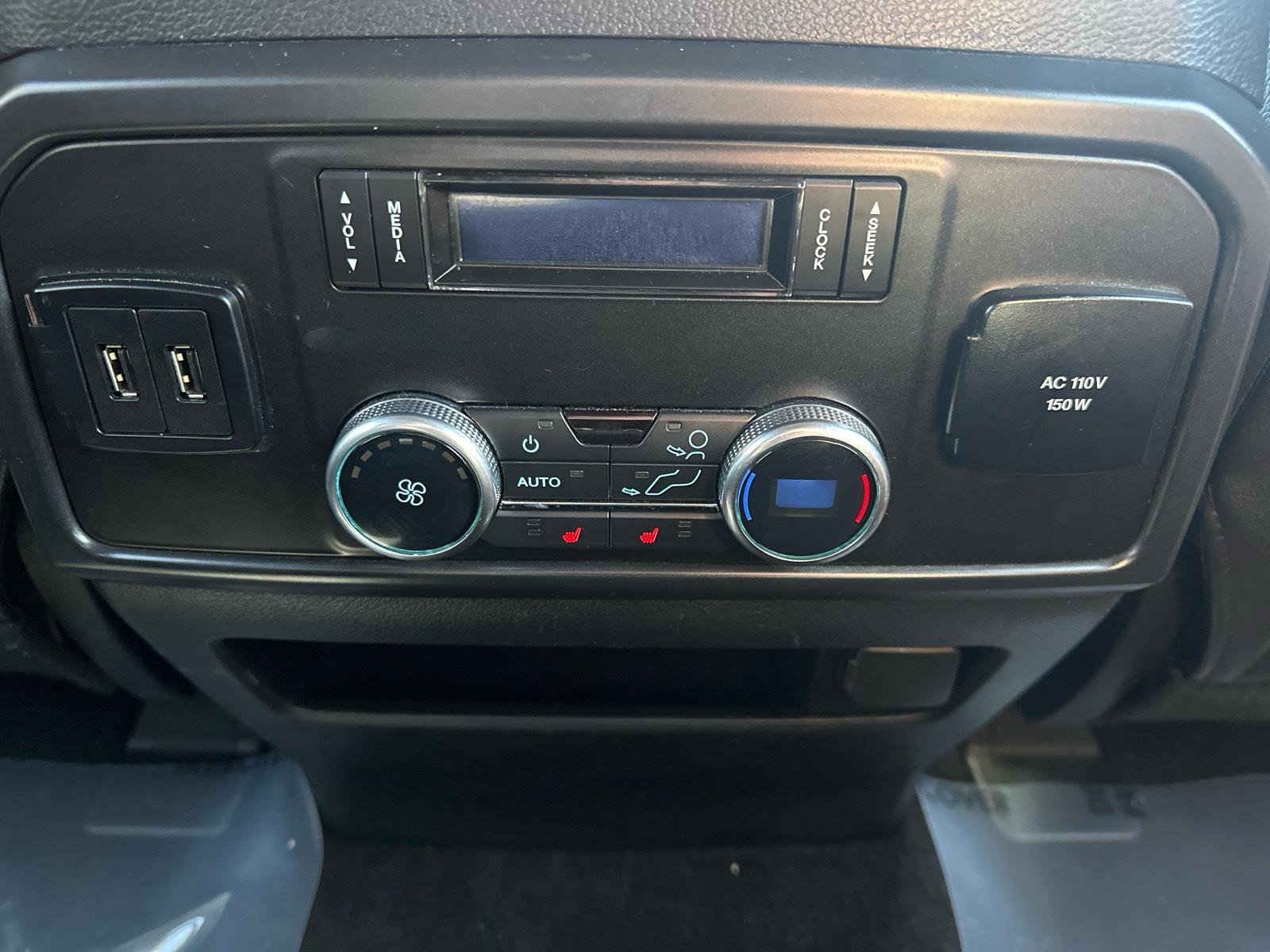 Used 2020 Ford Expedition Max Limited image 24