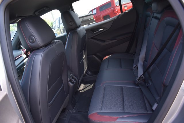 New 2027 Chevrolet Equinox RS w/ Convenience Package III FWD image 22