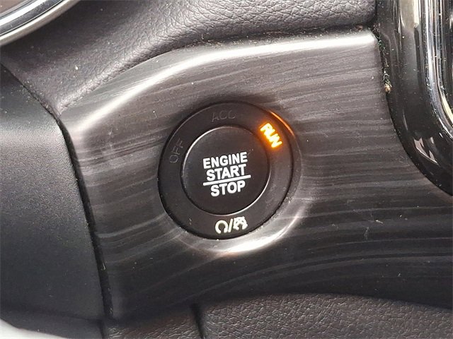 Used 2021 Jeep Grand Cherokee Laredo X image 23