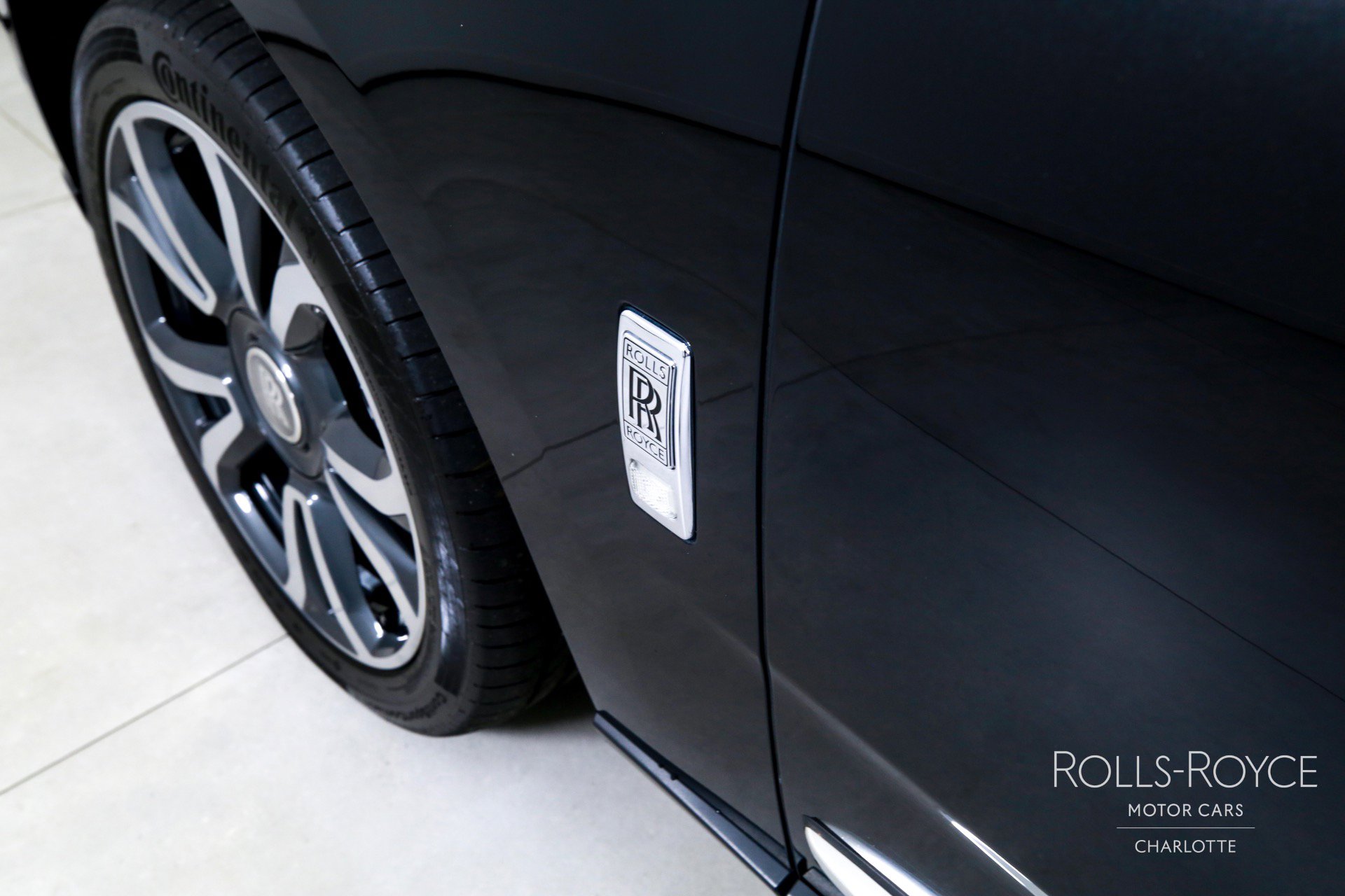 Used 2022 Rolls-Royce Cullinan image 42