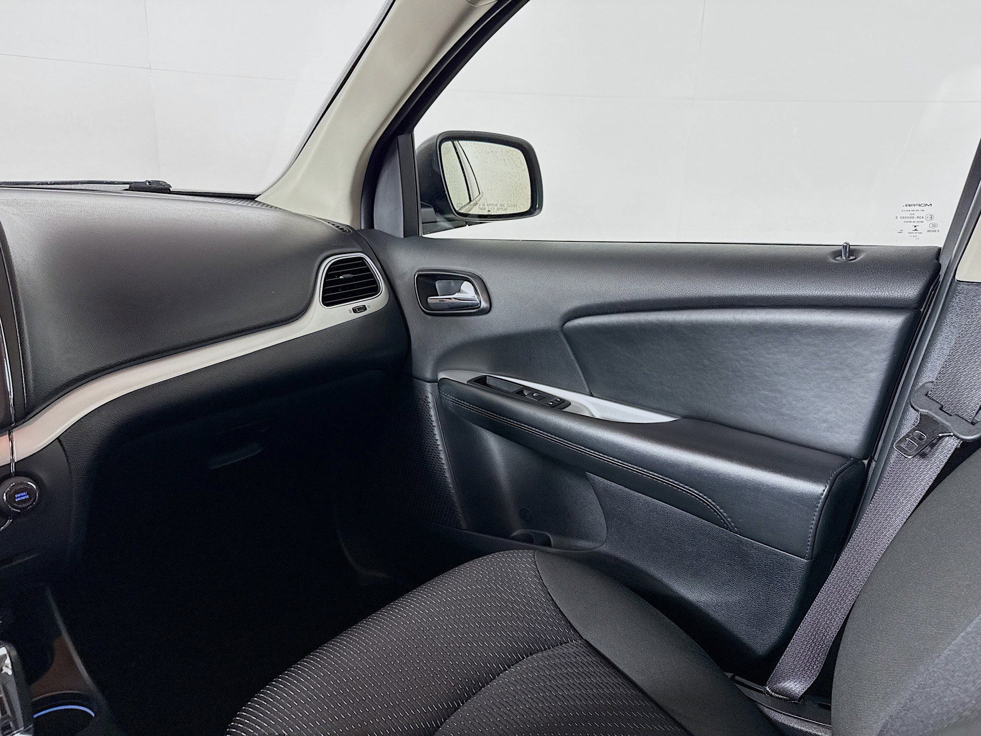 Used 2020 Dodge Journey SE w/ SE Popular Equipment Group image 26