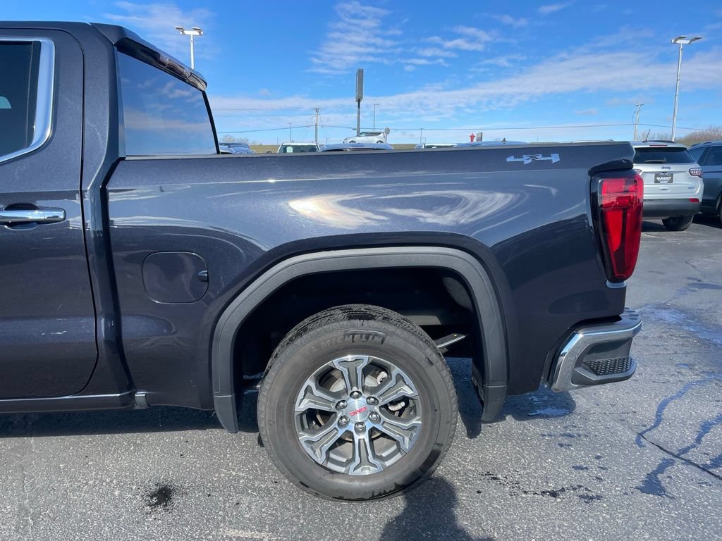 Used 2025 GMC Sierra 1500 SLT AWD/4WD image 36