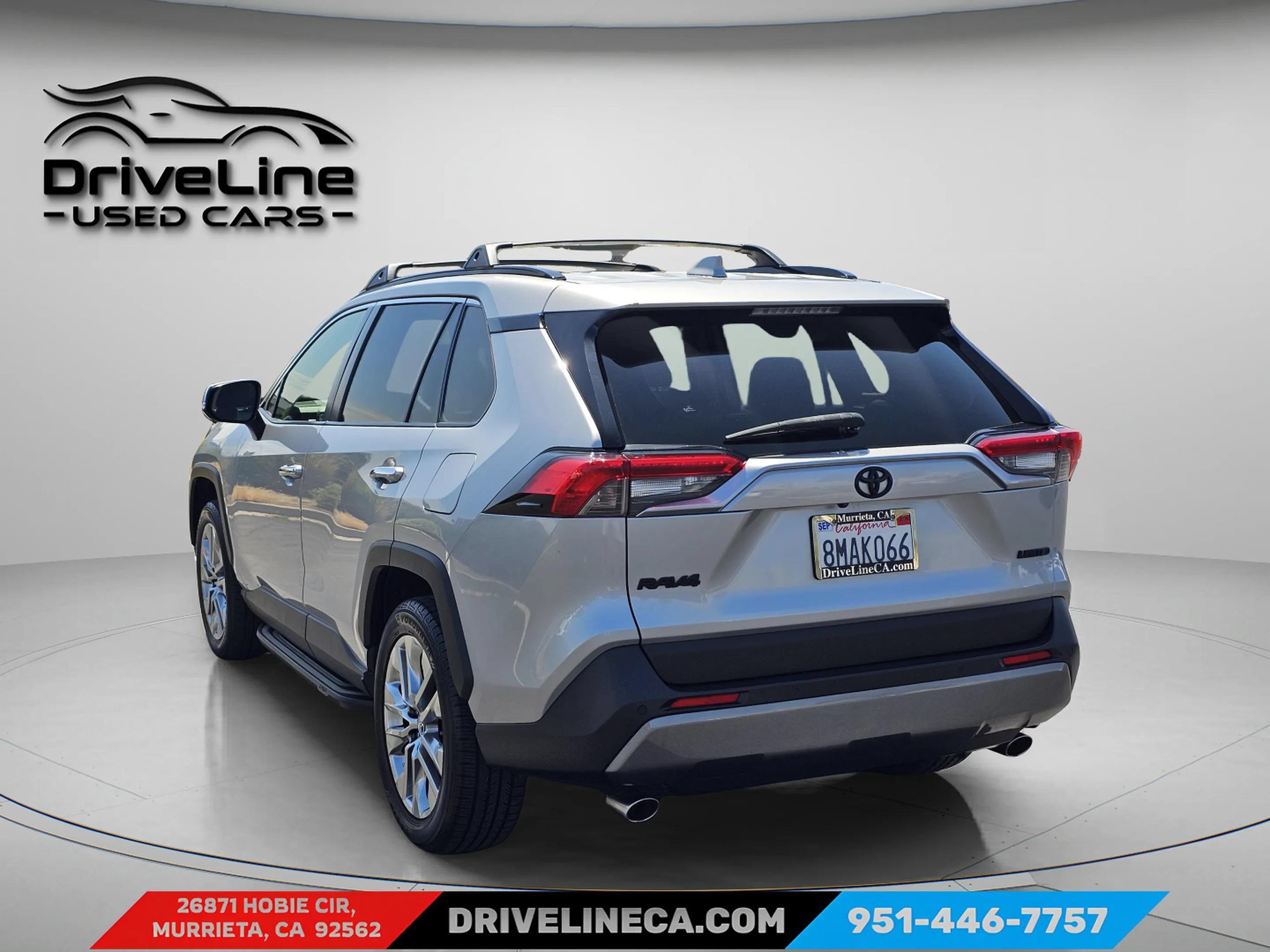 Used 2019 Toyota RAV4 Limited w/ Carpet Mat Package FWD image 10