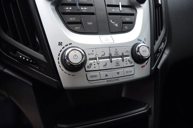 Used 2017 Chevrolet Equinox LT AWD/4WD image 10