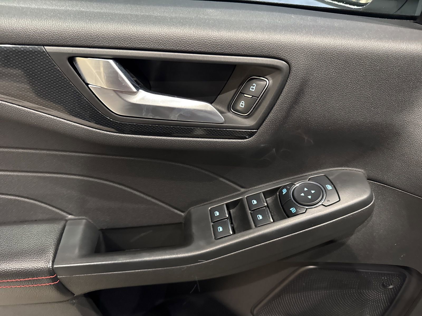 Certified 2023 Ford Escape ST-Line w/ Tech Pack #1 image 27