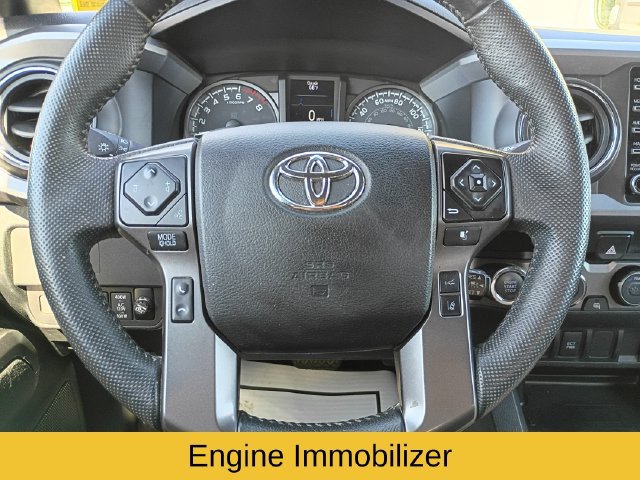 Used 2022 Toyota Tacoma TRD Sport AWD/4WD image 13