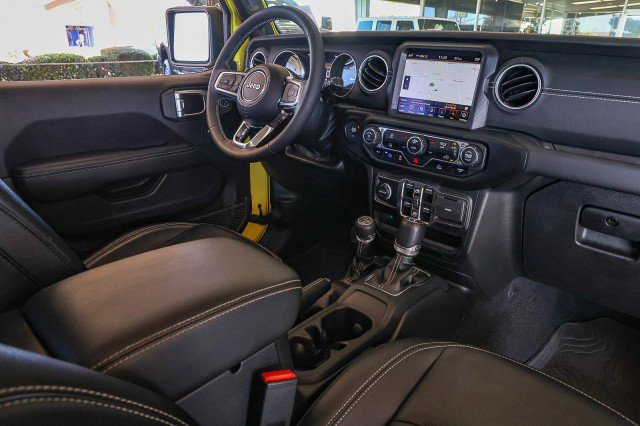 Used 2023 Jeep Wrangler Sahara AWD/4WD image 37