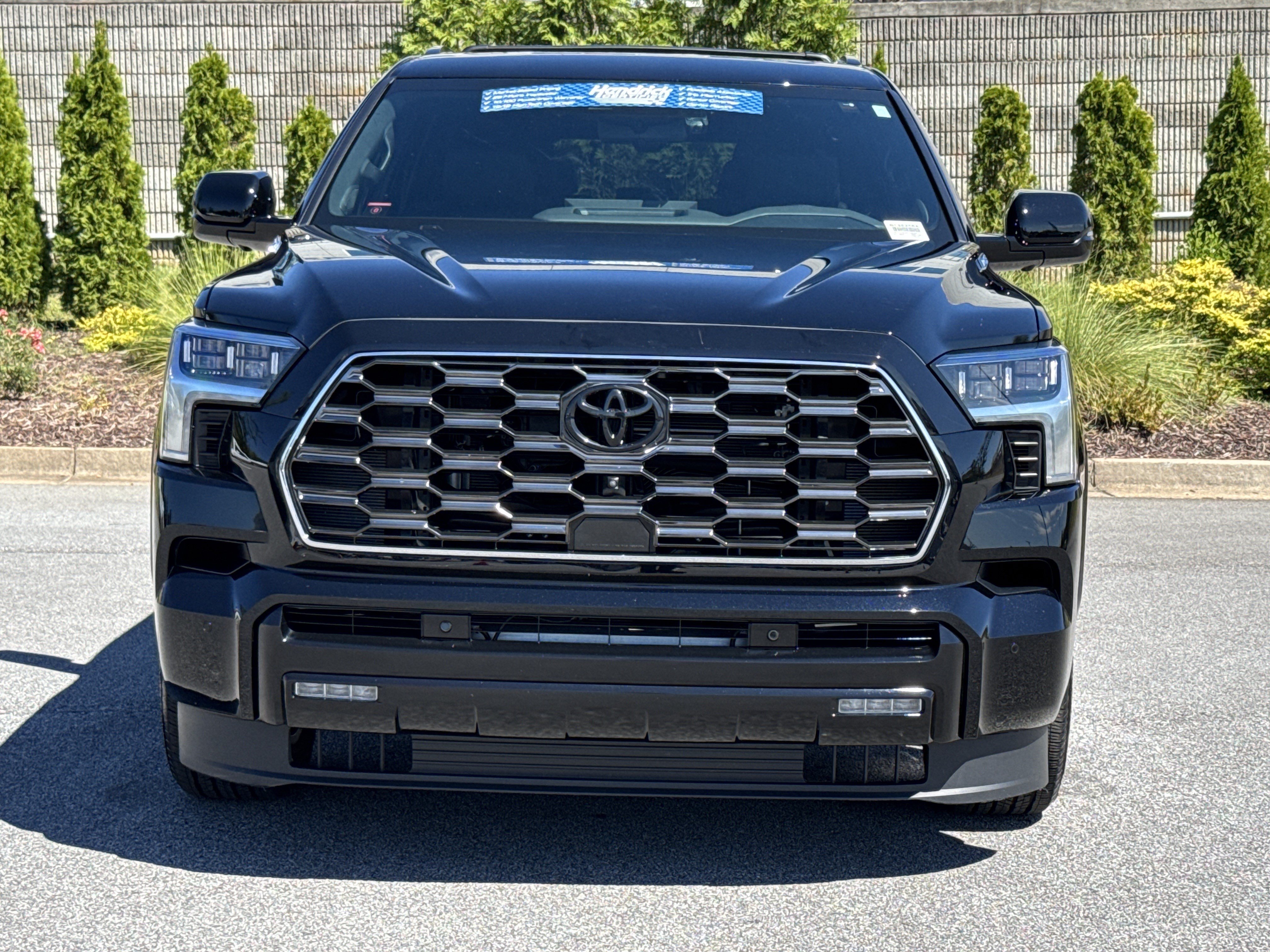 Used 2026 Toyota Sequoia Platinum AWD/4WD image 3