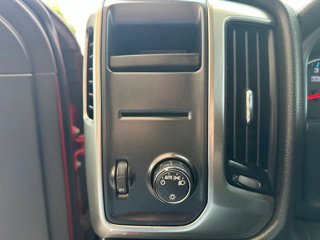 Used 2019 Chevrolet Silverado 1500 LT RWD image 24