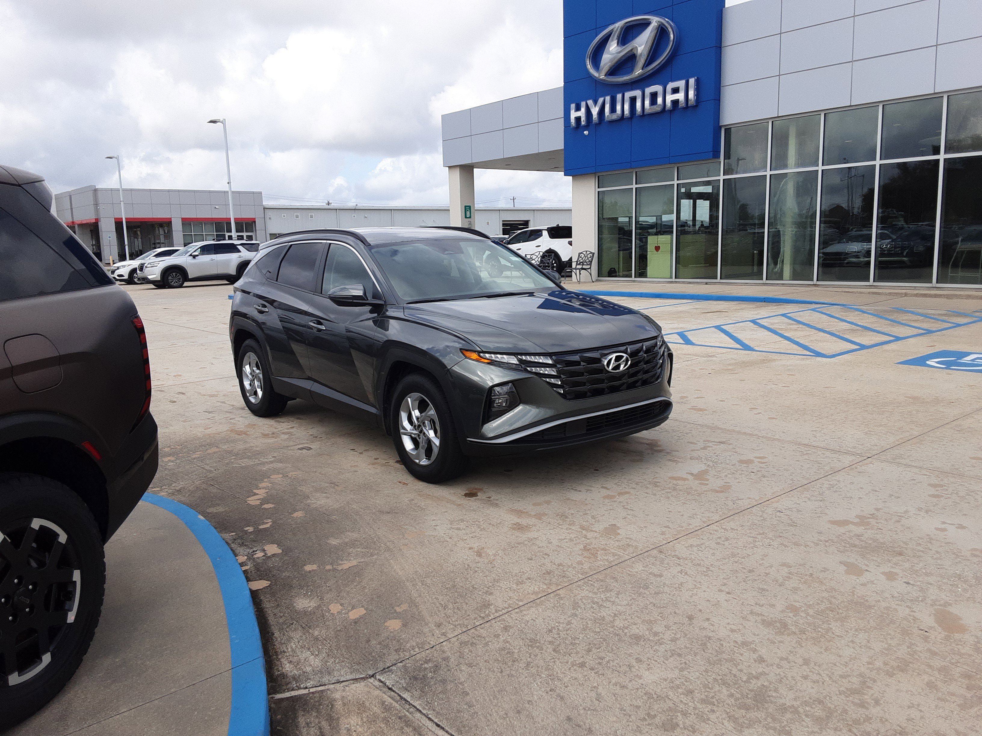 Used 2023 Hyundai Tucson SEL image 1