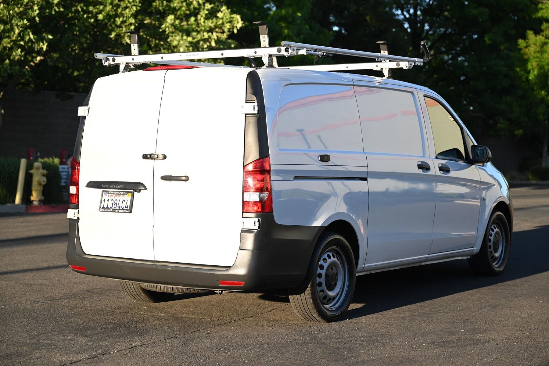 Used 2020 Mercedes-Benz Metris image 3