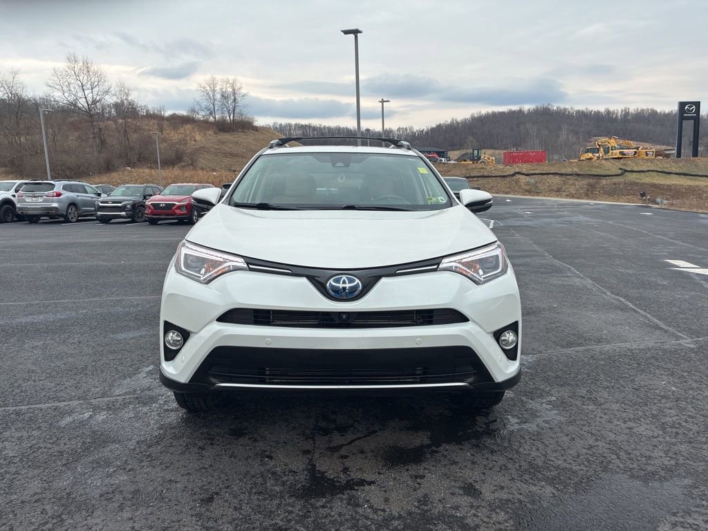 Used 2018 Toyota RAV4 Limited w/ Advanced Technology Package image 11