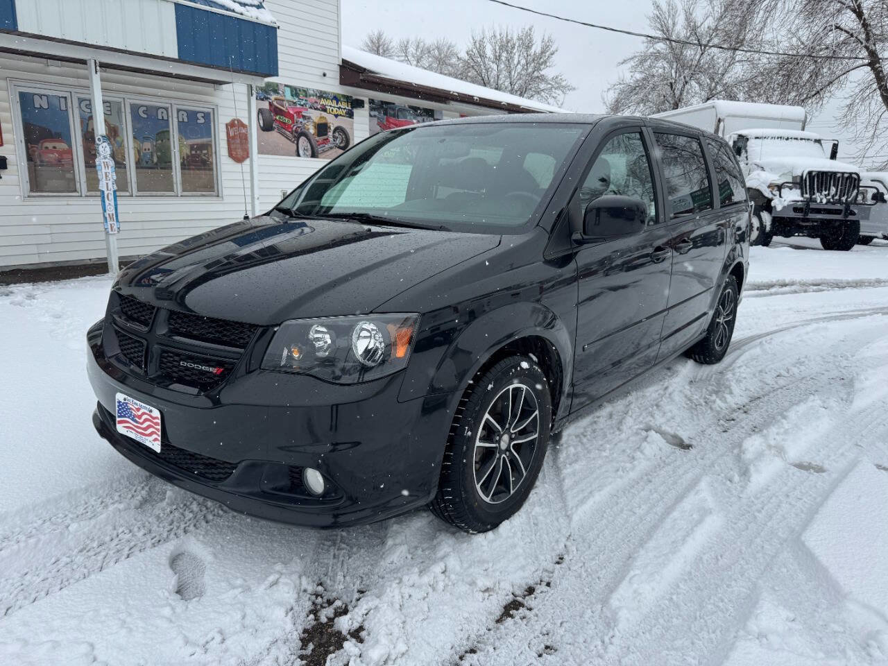 Used 2016 Dodge Grand Caravan R/T w/ Safety Sphere Group image 2