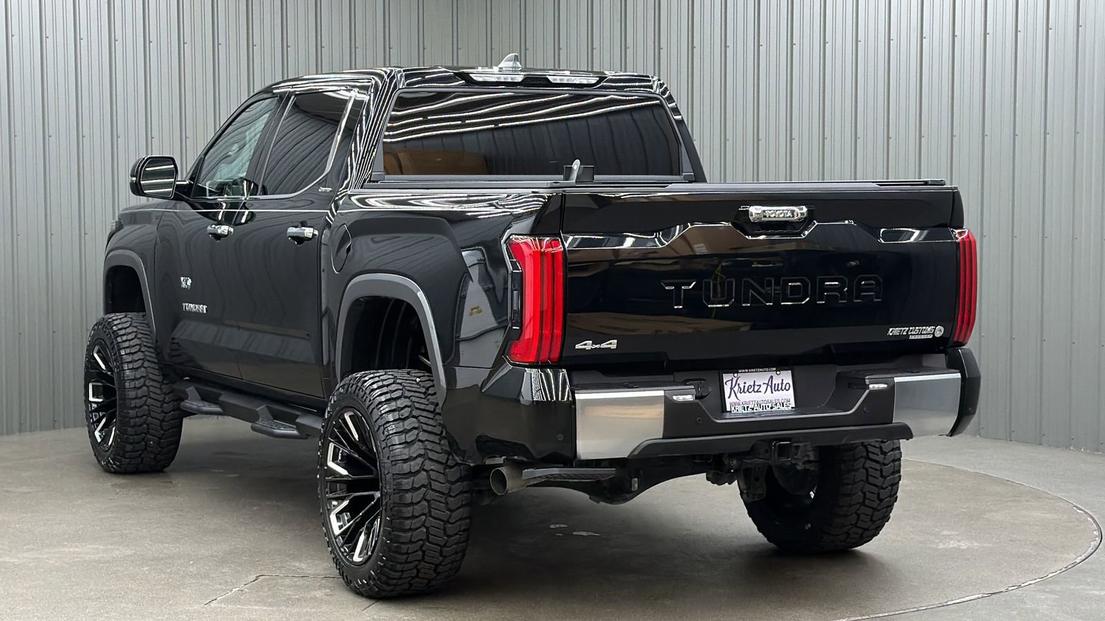 Used 2025 Toyota Tundra Limited image 3