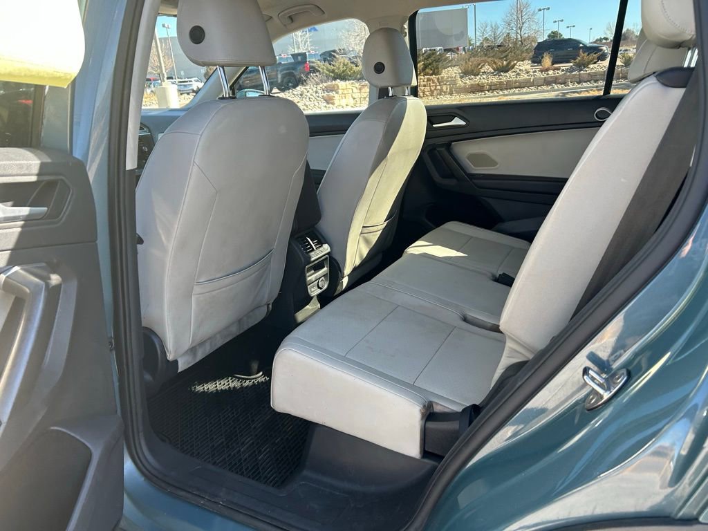Used 2021 Volkswagen Tiguan SE image 14