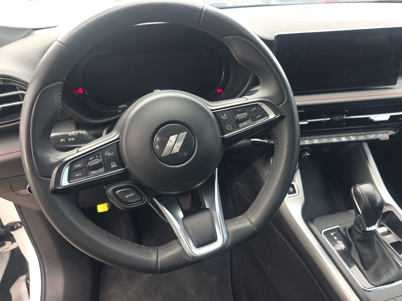 Used 2024 Dodge Hornet GT w/ GT Blacktop Package AWD/4WD image 15